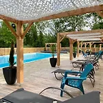 Zecamping 4 Familial Avec Pataugeoire Et Jacuzzi Alpesi faház *