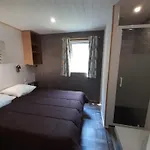 Шале Zecamping 4 Etoiles Familial Avec Pataugeoire Et Jacuzzi *