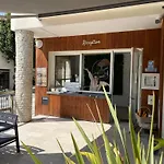 Alpesi faház Zecamping 4 Familial Avec Pataugeoire Et Jacuzzi Coulon