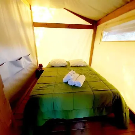 Domek alpejski Zecamping 4 Etoiles Familial Avec Pataugeoire Et Jacuzzi