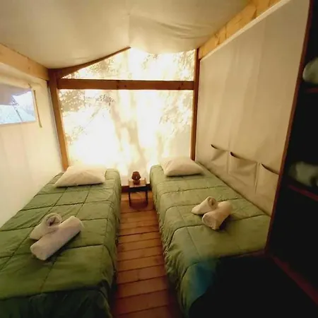 Domek alpejski Zecamping 4 Etoiles Familial Avec Pataugeoire Et Jacuzzi *
