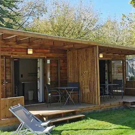4 Etoiles - Piscine - Eehefh Coulon