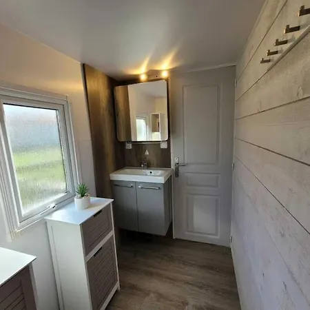 Zecamping 4 étoiles Familial Avec Pataugeoire Et Jacuzzi Chalet