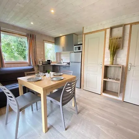 Kemping 4 Etoiles - Piscine - Eehefh