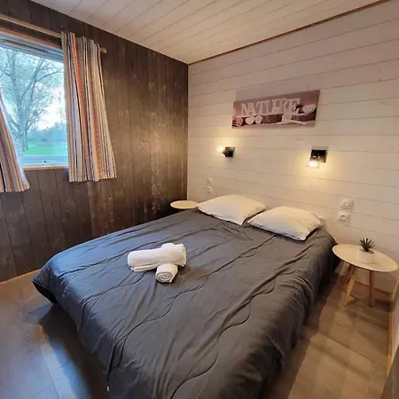 Zecamping 4 Etoiles Familial Avec Pataugeoire Et Jacuzzi Domek alpejski Coulon