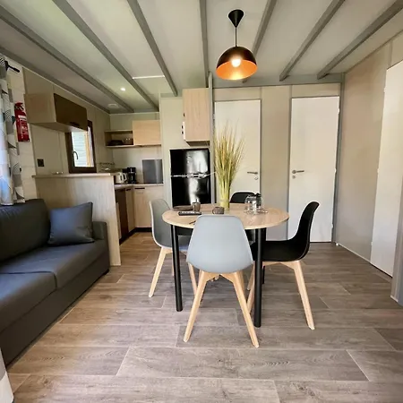 4 étoiles - Piscine - Eehefh