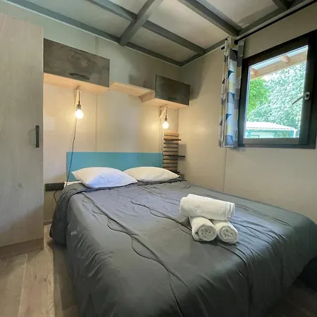 4 étoiles - Piscine - Eehefh Camping *