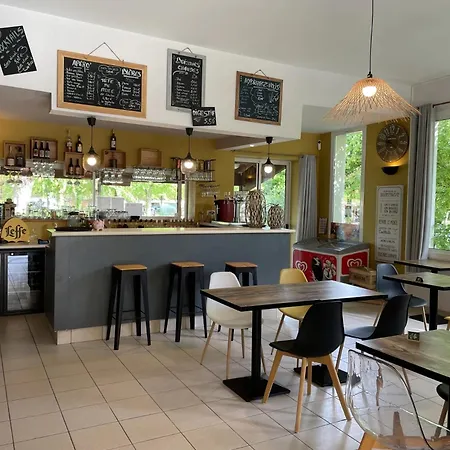 4 étoiles - Piscine - Eehefh *