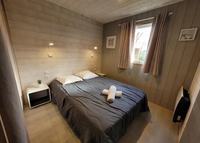 4 étoiles - Piscine - Eehefh *