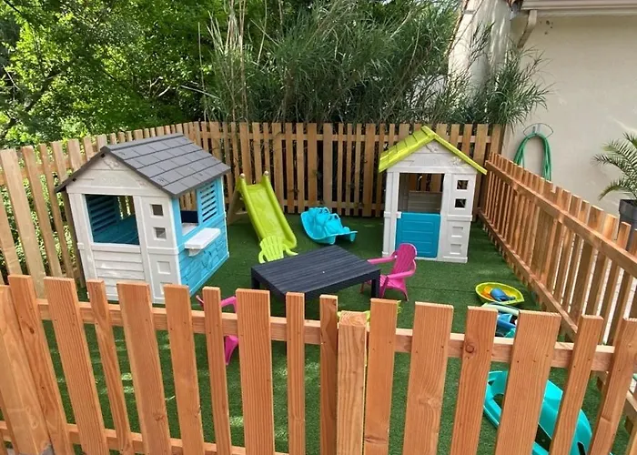 Camping 4 étoiles - Piscine - Eehefh Coulon