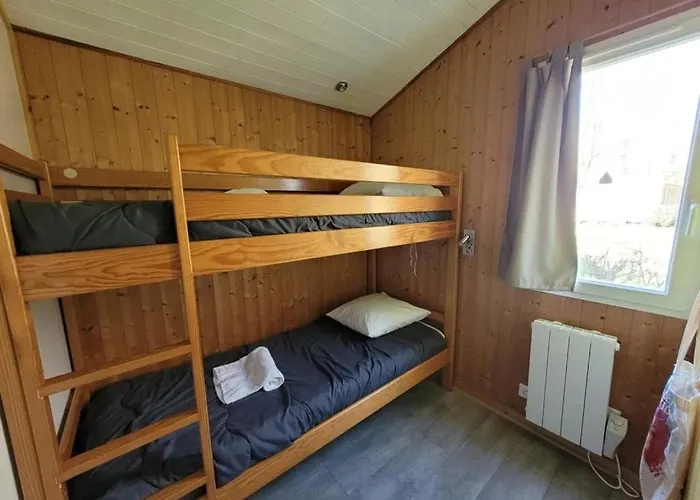 Camping 4 étoiles - Piscine - Eehefh Coulon