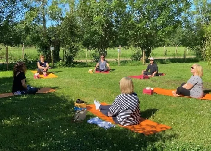 Camping 4 étoiles - Piscine - Eehefh Coulon